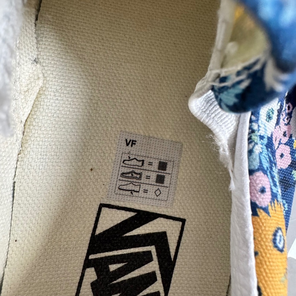 Vans Blue Floral Slip On Skate Shoes Sneakers Canvas Cottagecore Men 6 Women 7.5 - Picture 8 of 10